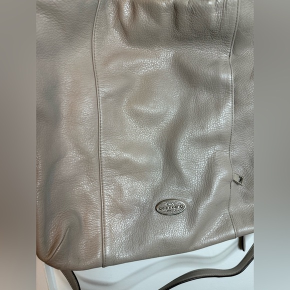 COACH GRAY LEATHER ISABELLE SHOULDER BAG - Picture 2 of 9